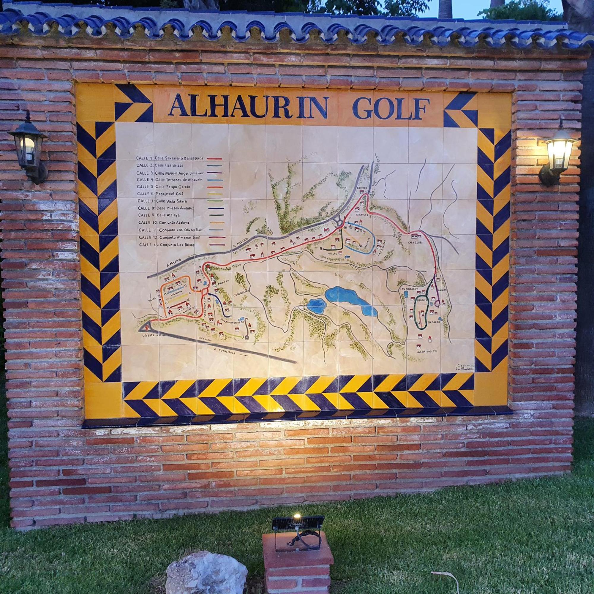 With Pool And Boule Right On Alhaurin Golf Málaga