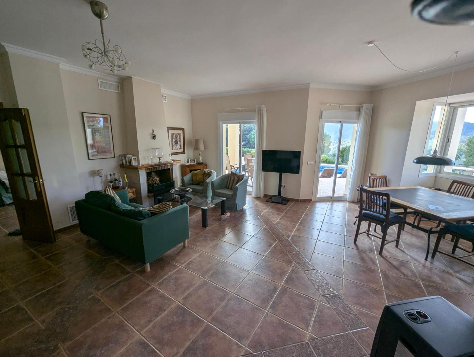 With Pool And Boule Right On Alhaurin Golf Villa