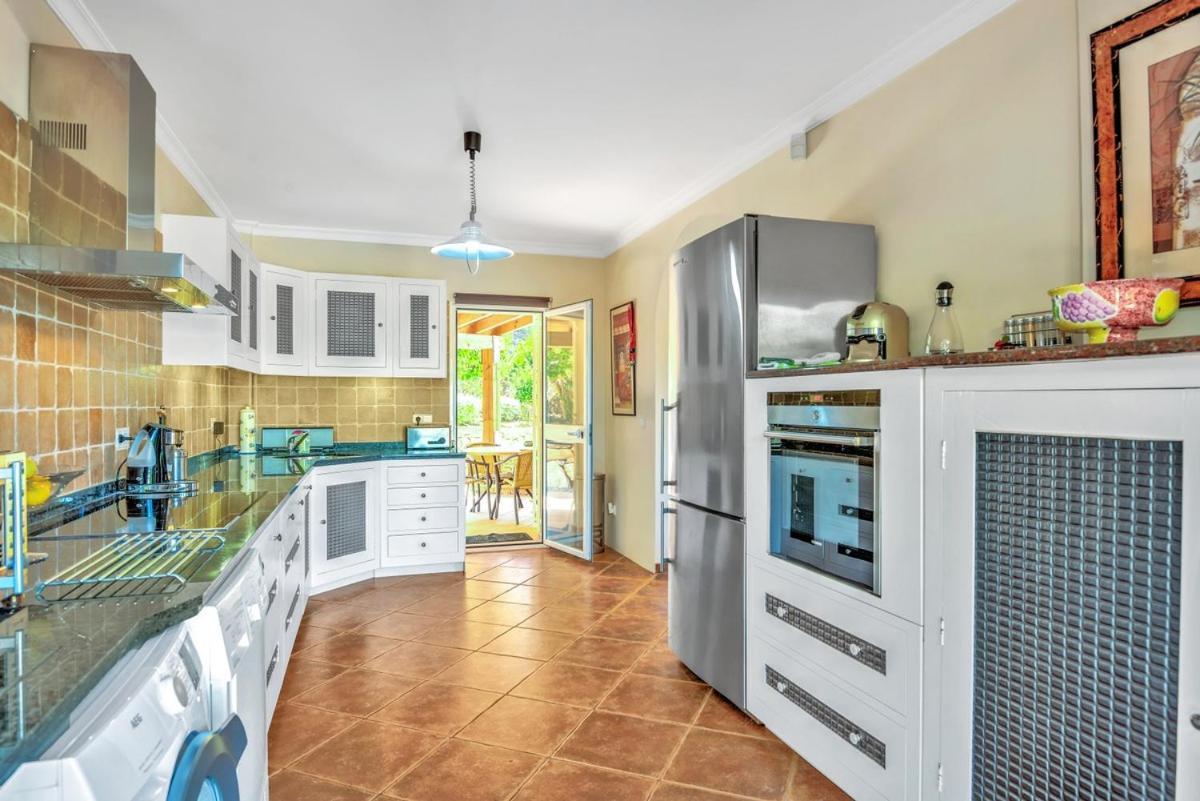 Villa With Pool And Boule Right On Alhaurin Golf Málaga