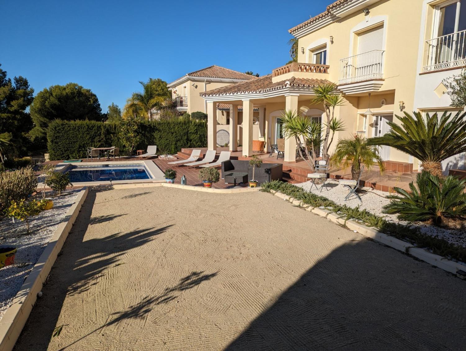 With Pool And Boule Right On Alhaurin Golf Málaga