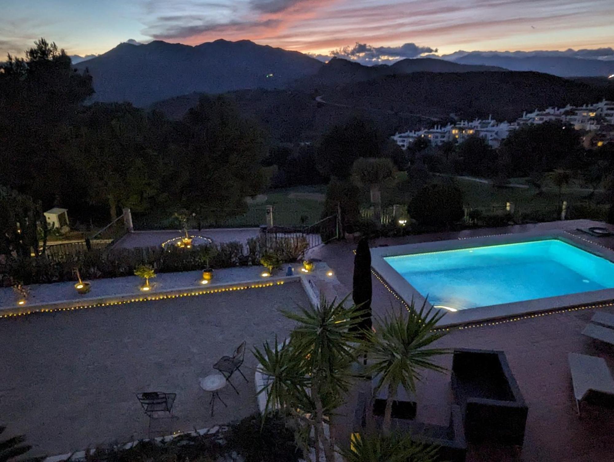 Villa With Pool And Boule Right On Alhaurin Golf Málaga